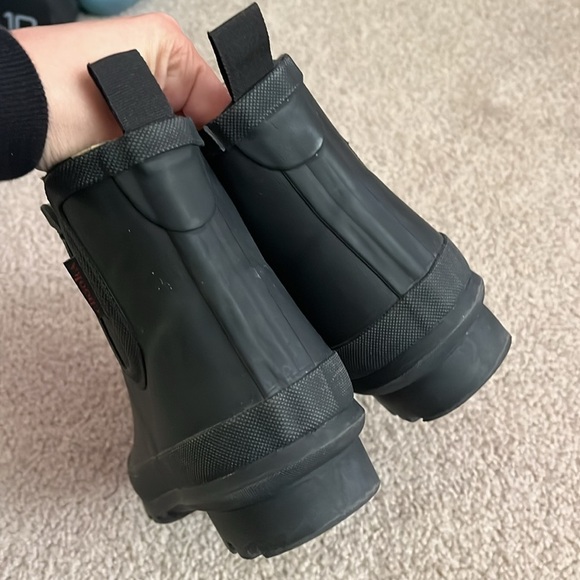 “Chooka: Premium Rainwear- Plush Chelsea size 7” - Picture 2 of 10